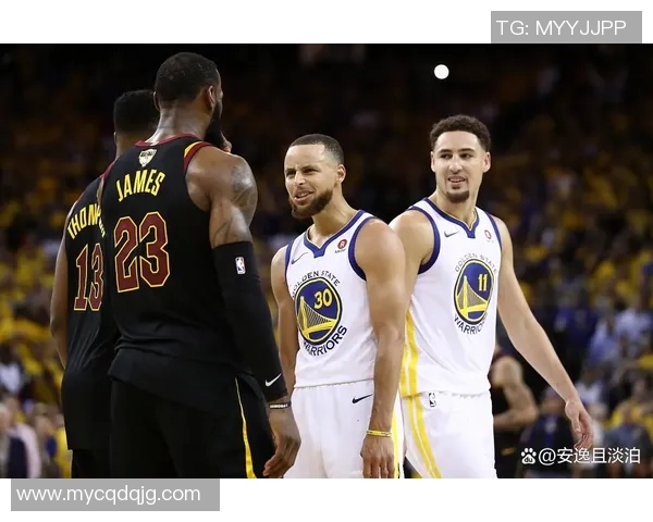 库里领衔勇士对决火箭队的精彩较量展现篮球魅力与团队精神